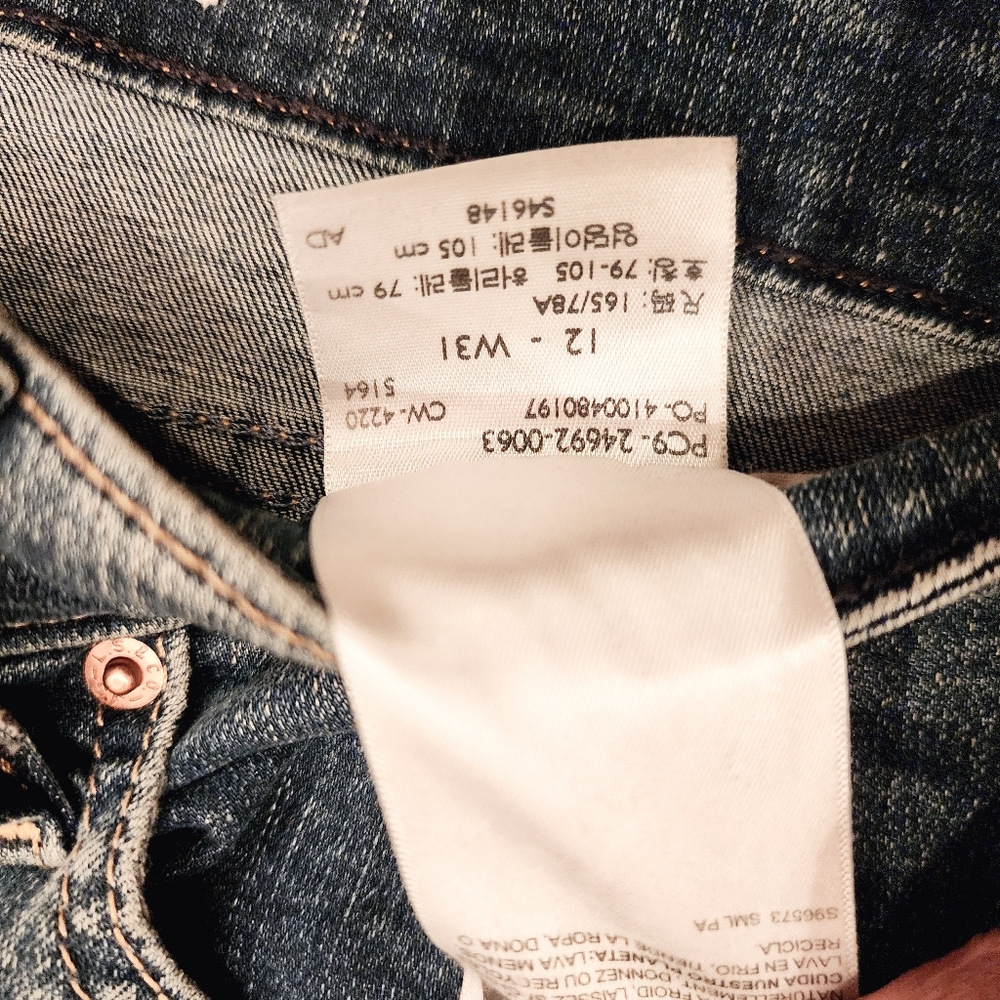 Levi Strauss Denim Mid-Rise Bermuda Shorts Boat Coastal Casual Classic Sz 12 EUC - Picture 8 of 14